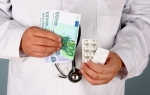 Doktor lekar zdravstvo mito korupcija | Foto: Profimedia