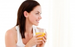 Tri puta dnevno piti po čašu sveže ceđenog jabukovog soka ili soka pomorandže