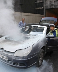 zapaljen automobil