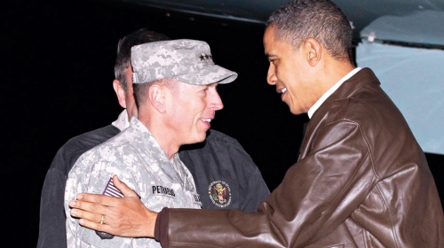 Da li je predsednik znao za aferu?: Barak Obama i Dejvid Petrus