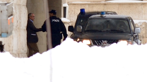 Policija privodi Miroslava Miškovića