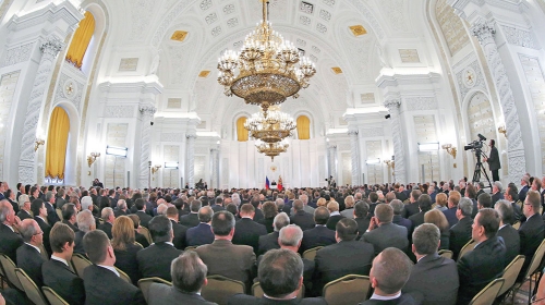 Politički vrh Rusije  u Georgijevskoj  sali Kremlja