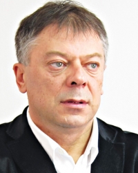 Negira da mu pomažu partija i rodbinske veze: Novica Tončev