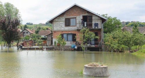 Poplavljena naselja  u Bezdanu i Apatinu