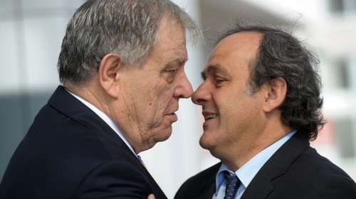 Može zagrljaj i  poljubac, ali od  žalbe nema ništa:  Karadžić i Platini