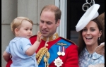 Princ Džordž sa mamom i tatom