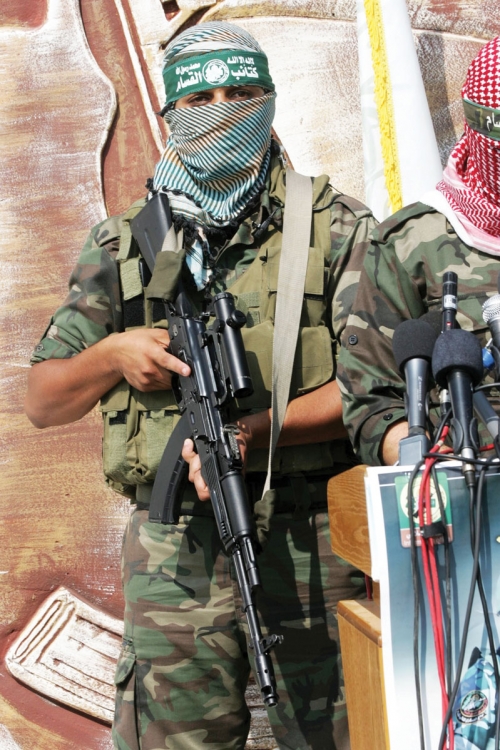 Vojno krilo Hamasa: Pripadnik brigade Izadin al Kasam
