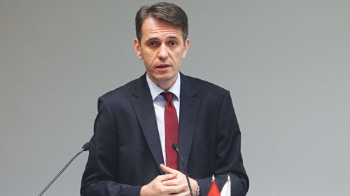 Samo činjenice: Saša Radulović,  ministar privrede