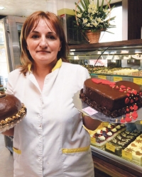 Jula Lazić, poslastičarka
