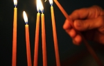 sveća, sveće, paljenje sveća, crkva