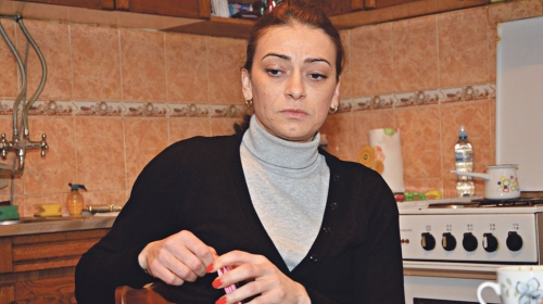 „Zabijem glavu u jastuk i jecam  kako deca ne bi  čula“: Biljana  Cvetić