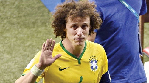 Razmišlja da  kupi verenički  prsten: David  Luiz