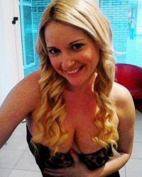 Maja Nikolić