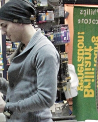 Uz ovakvu lampu neće imati problem da ode noću do poljskog toaleta: Marković