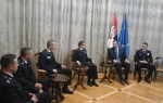 Aleksandar Vučić ugostio policajce