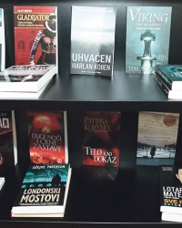Sporna Lotarova knjiga