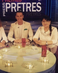 Press pretres: Tanja Vojtehovski, Siniša Medić i Nada Obrić