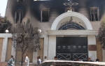 Jedna od nekoliko  desetina spaljenih crkava u Kairu