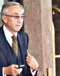 Nećete me  prevariti, hoću  svoj deo:  Miroslav  Mišković