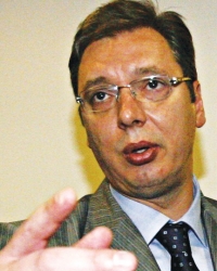 Čisti i u svojim redovima: Aleksandar Vučić