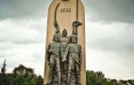 Spomenik u Slavjenoserbsku