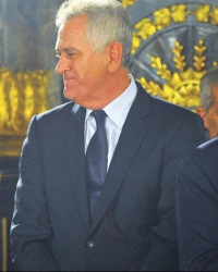 Nek vam Uskrs donese  zdravlje, ljubav i  nadu: Dačić i Nikolić