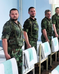 Biće oficiri, ali bez oružja