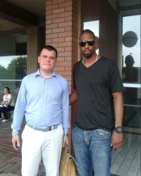 Kimani Frend i njegov advokat Jugoslav Tintor
