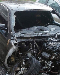 Automobil Vinka E.  uništen u  podmetnutom  požaru