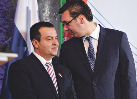 Zaratili na lokalu: Vučić  i Dačić