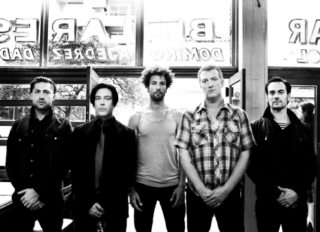 Queens of stone Age
