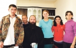Porodica Maksimović sa dobrotvorima