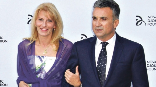 Ponosni  roditelji:  Dijana i  Srđan  Đoković