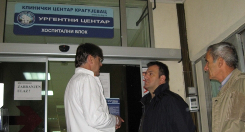 Dejan Udovičić ispred Urgentnog Centra