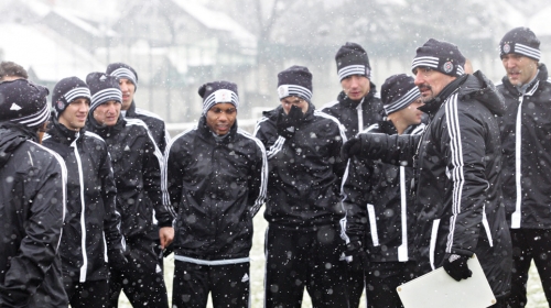 Sačekao  ih sneg u „Teleoptiku“: fudbaleri Partizana