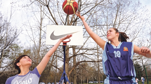 Kad porastem, biću Bodiroga: Jelena najbolja  košarkašica na  osmomartovskom turniru KSB-a