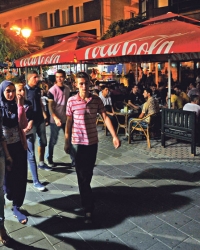 Parada mladosti i  lepote na pazarskom  korzou