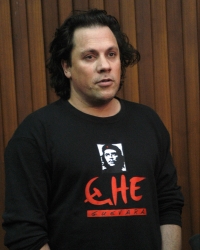 Boris Dežulović