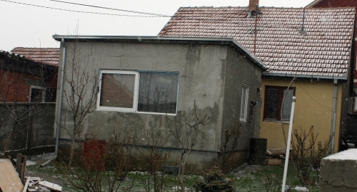 Prozor kuhinje u  kojoj su pronađena  tela Borislava i Smilje