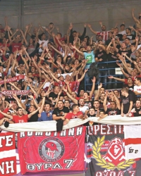 Navijači Zvezde sa „braćom“ iz Olimpijakosa planiraju zajedničku akciju u Istanbulu