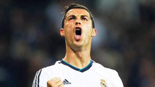 Favorit:  Ronaldo