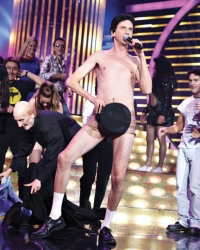 Zvonko Pantović šokirao publiku i žiri u popularnom šouu i pomoću golotinje odneo pobedu