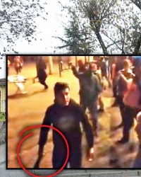 Kamere uhvatile turskog navijača sa mačetom u ruci!