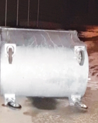 Kontejner umesto  poklopca za šaht