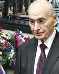 Krkobabić sahranjen bez opela i obeležja!