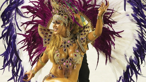 Brazil je poznat po  karnevalima i  zgodnim ženama