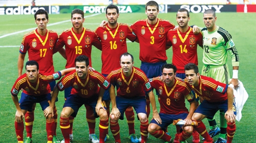 Vole da se kartaju do gole  kože: Fudbaleri Španije