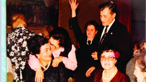 Ratne drugarice su  je volele i kada je  postala prva dama  SFRJ: Jovanka i  Dušanka (desno)