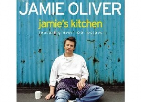 Džejmi je autor dvadesetak kuvara...