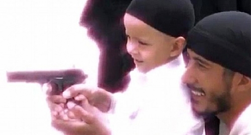 Talibani uče decu da ubijaju